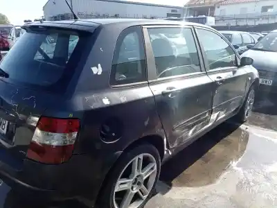 Veicolo di demolizione fiat stilo (192) 1.9 jtd cat dell'anno 2005 alimentato 192a1000