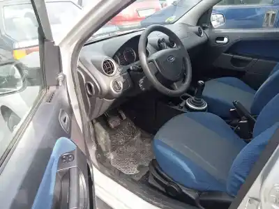 Veículo de Sucata ford fiesta (cbk) ambiente do ano 2003 alimentado fxja