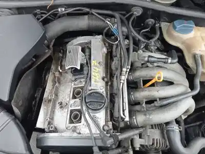 Veículo de Sucata audi a4 berlina (b5) 1.8 do ano 1997 alimentado adr