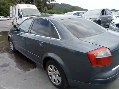 Veículo de Sucata audi a4 berlina (8e) 1.9 tdi (96kw) do ano 2002 alimentado avf
