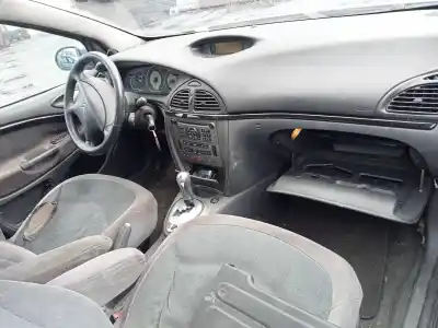 Veículo de Sucata citroen c5 berlina collection do ano 2006 alimentado 4hx