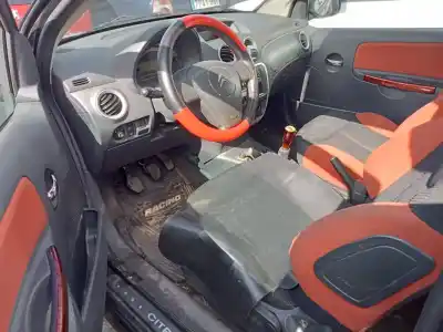 Scrapping Vehicle citroen c2 vtr of the year 2006 powered 8hz