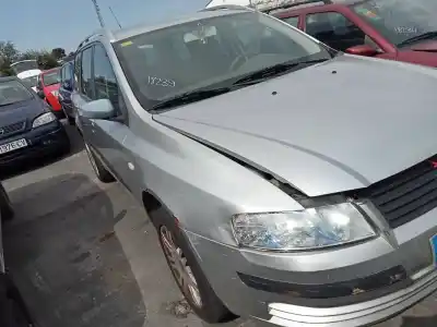 Veículo de Sucata fiat stilo (192_) 1.6 16v (192_xb1a) do ano 2003 alimentado 182b6000