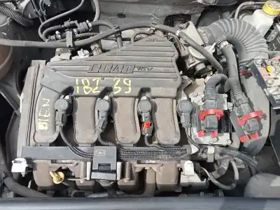 Veículo de Sucata fiat stilo (192_) 1.6 16v (192_xb1a) do ano 2003 alimentado 182b6000