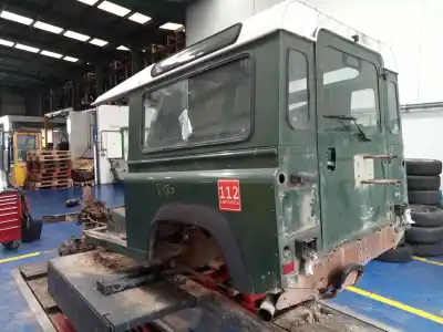 Veicolo di demolizione land rover defender (ld) 2.5 tdi dell'anno 1997 alimentato 23l