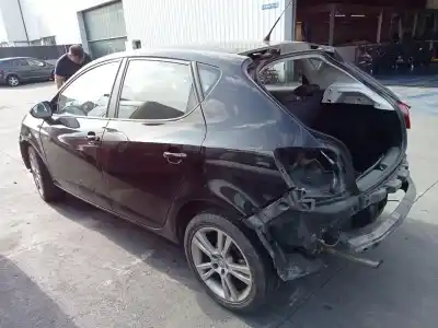 Veículo de Sucata seat ibiza (6j5) reference do ano 2008 alimentado bls