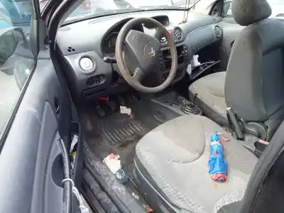 Veicolo di demolizione citroen c2 x dell'anno 2004 alimentato 8hx