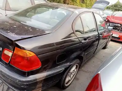 Veículo de Sucata bmw serie 3 berlina (e46) 320d do ano 1999 alimentado 20-4d-1