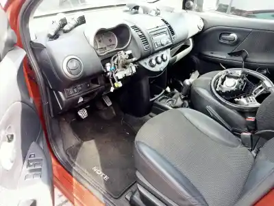 Sloopvoertuig nissan note (e11e) tekna van het jaar 2008 aangedreven k9k