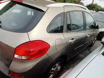 Scrapping Vehicle renault clio iii pack dynamique of the year 2008 powered 