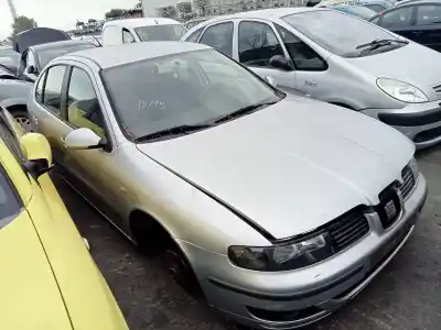 Здавання транспортного засобу seat leon (1m1) 1.6 16 v року 2006 потужний aus,azd,bcb