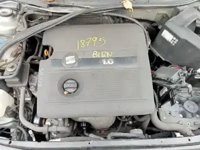 Здавання транспортного засобу seat leon (1m1) 1.6 16 v року 2006 потужний aus,azd,bcb