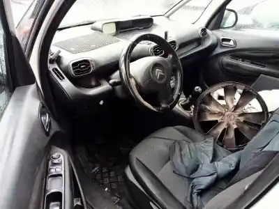 Veículo de Sucata citroen c3 picasso exclusive do ano 2015 alimentado 9h06