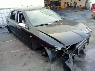 Здавання транспортного засобу seat leon (1m1) signo року 2004 потужний alh