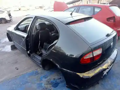 Здавання транспортного засобу seat leon (1m1) signo року 2004 потужний alh