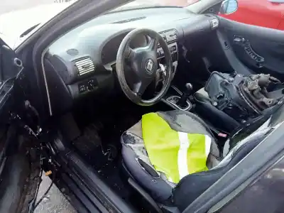 Здавання транспортного засобу seat leon (1m1) signo року 2004 потужний alh