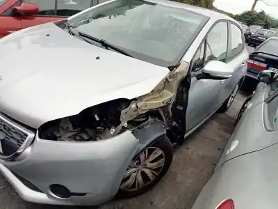 Scrapping Vehicle peugeot 208 * of the year 2013 powered hm01
