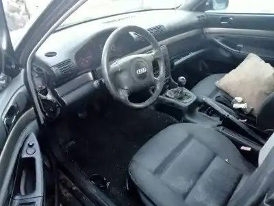 Veículo de Sucata audi a4 berlina (b5) * do ano 1999 alimentado 