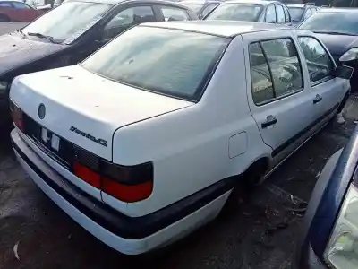 Veículo de Sucata volkswagen vento (1h2) 1.6 do ano 1996 alimentado aee