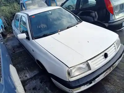 Veículo de Sucata volkswagen vento (1h2) 1.6 do ano 1996 alimentado aee