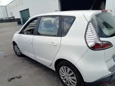 Sloopvoertuig renault scénic iii (jz0/1_) 1.2 tce van het jaar 2014 aangedreven h5f 400