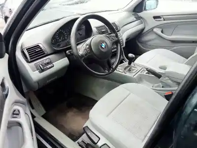 Veículo de Sucata bmw 3 (e46) 320 i do ano 2001 alimentado m54 b22 (226s1)