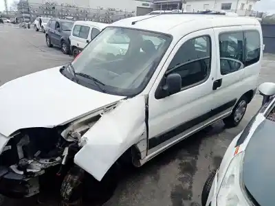 Veículo de Sucata citroen berlingo 1.9 dx familiar do ano 2011 alimentado 9hw