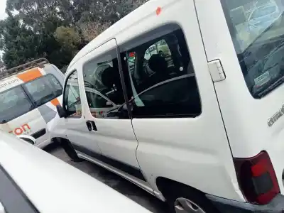 Veículo de Sucata citroen berlingo 1.9 dx familiar do ano 2011 alimentado 9hw