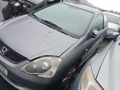 Verschrottungsfahrzeug honda civic vii hatchback (eu, ep, ev) 1.6 i (ep2, eu8, eu6) des jahres 2005 angetrieben d16v1,d16w7 Verschrottungsfahrzeug honda civic vii hatchback (eu, ep, ev) 1.6 i (ep2, eu8, eu6) des jahres 2005 angetrieben d16v1,d16w7