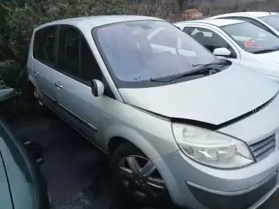 Scrapping Vehicle renault scénic ii (jm0/1_) 1.6 (jm0c, jm0j, jm1b) of the year 2003 powered k4m 761,k4m 782