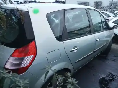Scrapping Vehicle renault scénic ii (jm0/1_) 1.6 (jm0c, jm0j, jm1b) of the year 2003 powered k4m 761,k4m 782