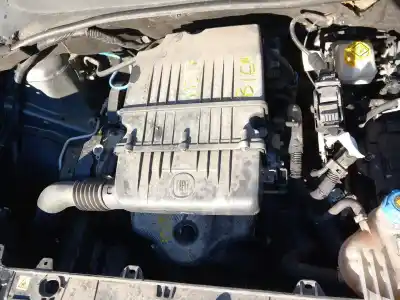 Veicolo di demolizione FIAT PUNTO (199_) 1.4 (199AXB1A, 199BXB1A, 199BXB11, 199AXB11) dell'anno 2014 alimentato 350 A1.000