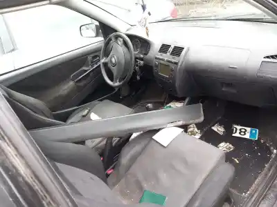 Veículo de Sucata seat cordoba (6k1, 6k2) 1.9 tdi do ano 2002 alimentado asv