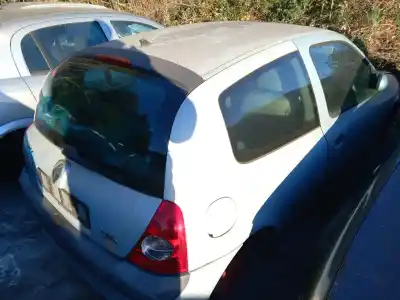 Здавання транспортного засобу renault clio ii (bb_, cb_) 1.2 16v (bb05, bb0w, bb11, bb27, bb2t, bb2u, bb2v, cb05,... року 2001 потужний d4f 706,d4f 712,d4f 714,d4f 722,d4f 728