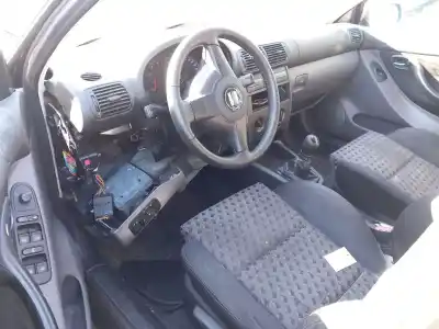 Утилизация автомобиля seat leon (1m1) 1.6 16 v года 2002 питание aus,azd,bcb