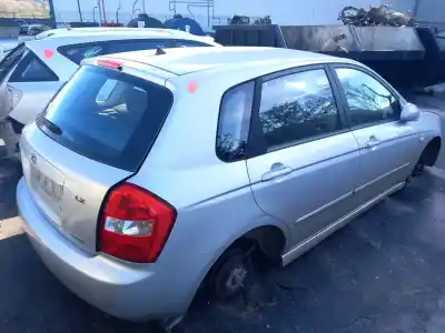 Veículo de Sucata kia cerato i fastback (ld) 1.6 crdi do ano 2007 alimentado d4fb