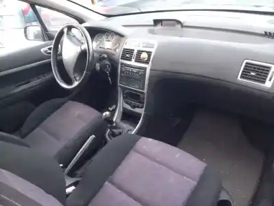 Veículo de Sucata peugeot 307 sw (3h) 1.6 hdi 110 do ano 2005 alimentado 9hy