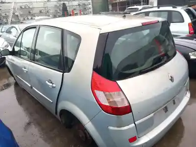Scrapping Vehicle renault scénic ii (jm0/1_) 1.6 (jm0c, jm0j, jm1b) of the year 2004 powered k4m 761,k4m 782