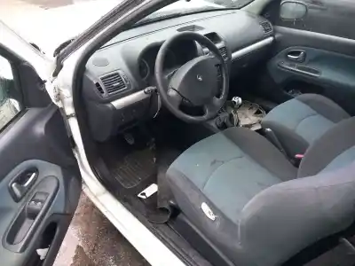 Здавання транспортного засобу renault clio ii (bb_, cb_) 1.5 dci (b/c2j) року 2006 потужний k9kv7