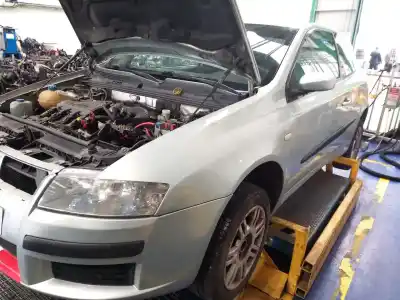 Veículo de Sucata fiat stilo (192_) 2.4 20v (192_xd1a, 192axd12) do ano 2002 alimentado 192a2000
