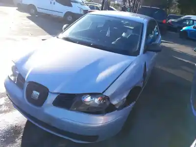 Veículo de Sucata seat ibiza iii (6l1) 2.0 do ano 1970 alimentado azl,bbx