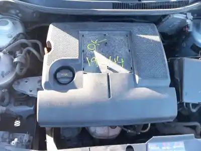 Veículo de Sucata seat ibiza iii (6l1) 2.0 do ano 1970 alimentado azl,bbx