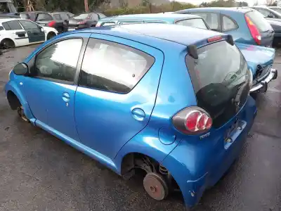 Vehicul casat toyota aygo (_b1_) 1.0 (kgb10_) al anului 2010 alimentat 1kr-fe