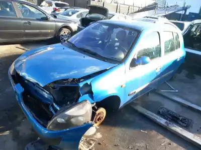 Veicolo di demolizione renault clio ii (bb_, cb_) 1.2 (bb0a, bb0f, bb10, bb1k, bb28, bb2d, bb2h, cb0a,... dell'anno 2001 alimentato d7f 710,d7f 720,d7f 722,d7f 726,d7f 744,d7f 746,d7