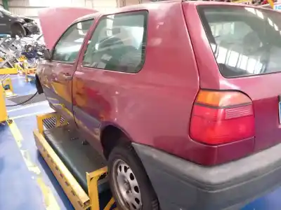 Veículo de Sucata volkswagen golf iii (1h1) 1.9 d do ano 1995 alimentado 1y