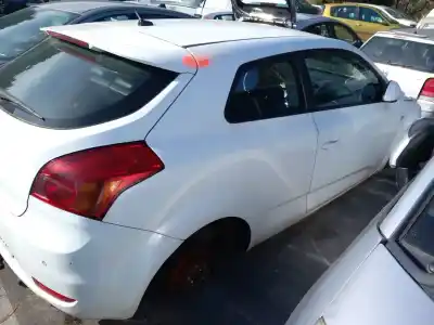 Veículo de Sucata kia pro cee'd (ed) 2.0 crdi 140 do ano 2008 alimentado d4ea