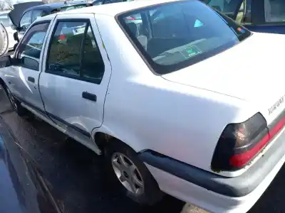 Veículo de Sucata renault 19 i chamade (l53_) 1.9 td (l53k) do ano 1994 alimentado f8q 740
