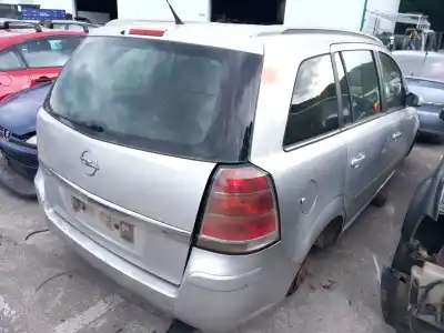 Здавання транспортного засобу opel zafira / zafira family b (a05) 1.9 cdti (m75) року 2006 потужний z 19 dt