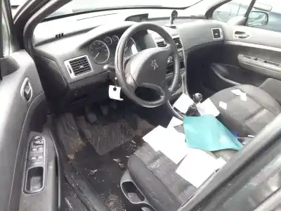 Veículo de Sucata peugeot 307 (3a/c) 1.4 do ano 2004 alimentado kfw (tu3jp)