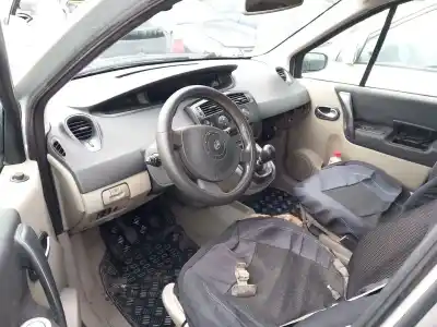Здавання транспортного засобу renault scénic ii (jm0/1_) 1.9 dci (jm0g, jm12, jm1g, jm2c) року 2003 потужний f9q 812